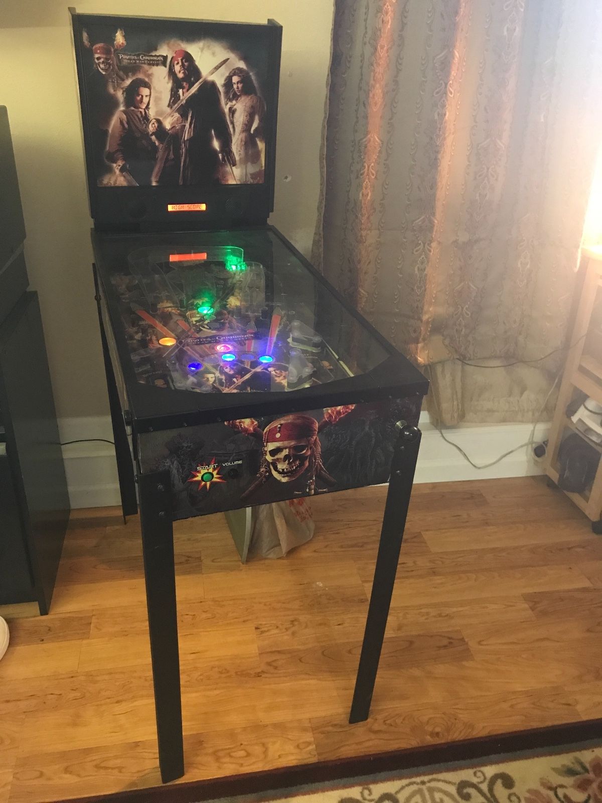 Pirates des Caraibes : quelques objets de collection récemment vendus sur eBay